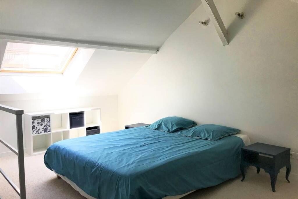 Appartement Loft Hyper Centre Reims 6 pers avec Parking Extérieur photo
