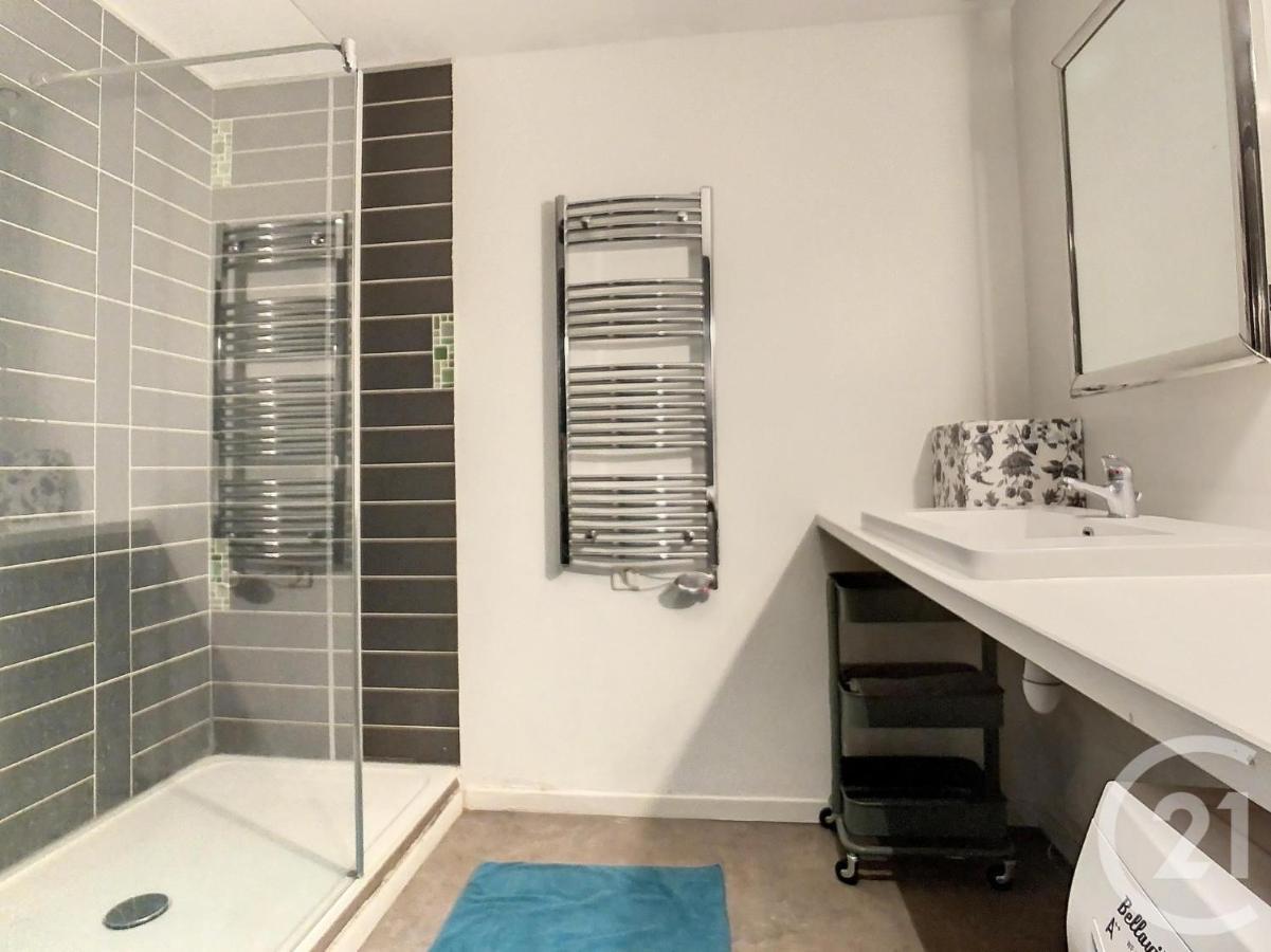Appartement Loft Hyper Centre Reims 6 pers avec Parking Extérieur photo
