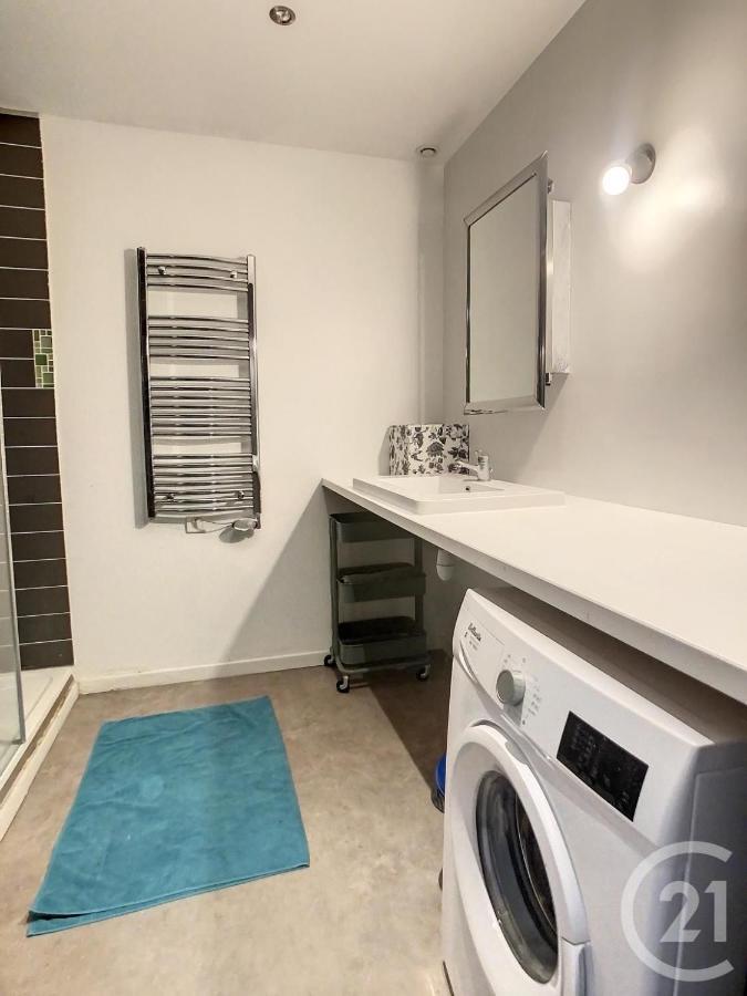 Appartement Loft Hyper Centre Reims 6 pers avec Parking Extérieur photo